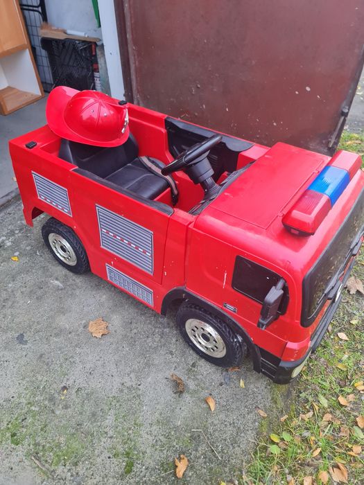 Straż pożarna.  Autko na akumulator