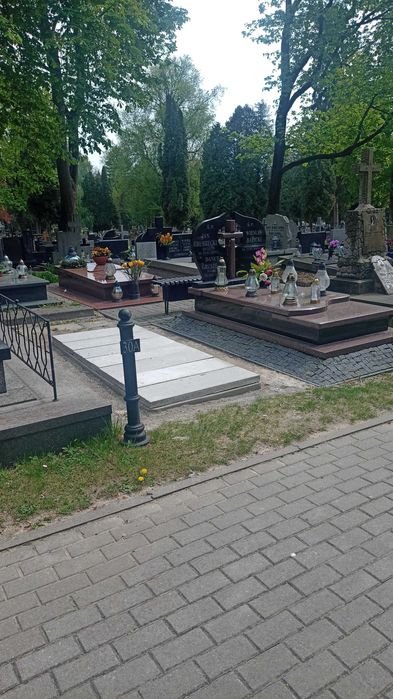 Grób, prawo do dysponowania grobem na cmentarzu, ul. Lipowa, Lublin