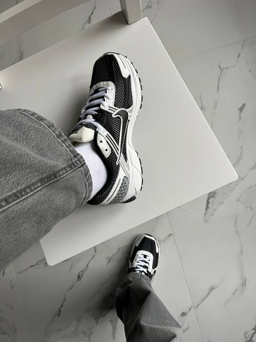 Кросівки Nike Air Zoom Vomero 5 Dark Grey (36-45)