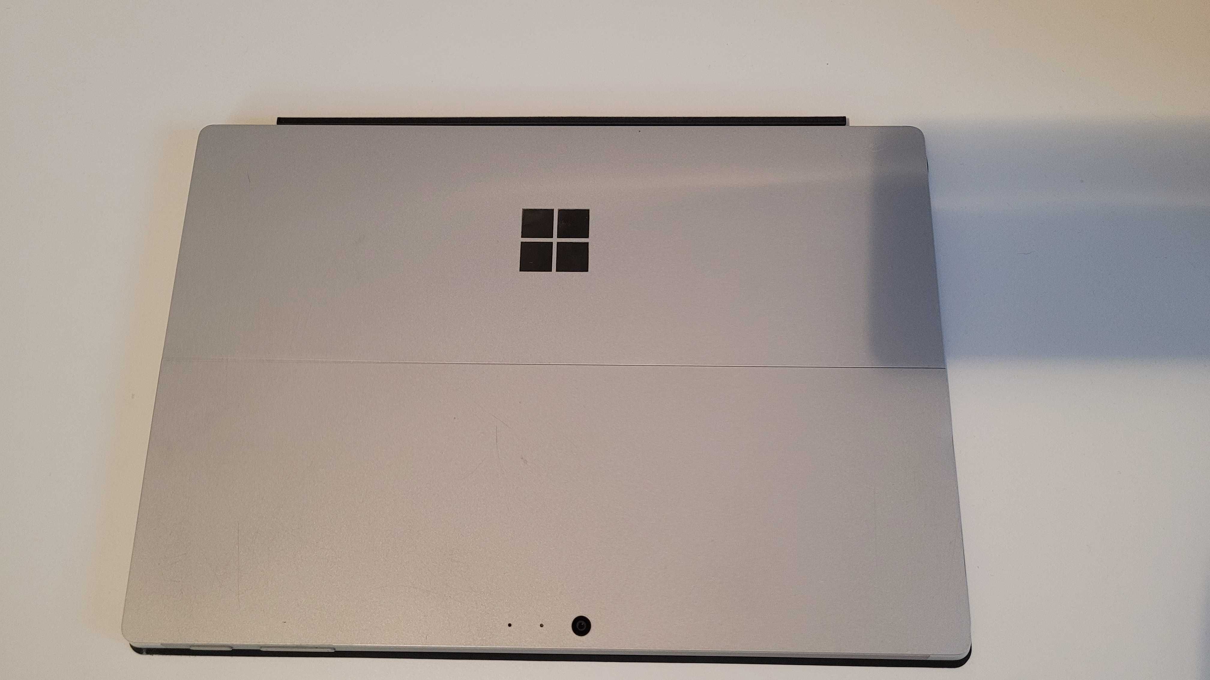 Microsoft Surface 4 Pro i5,8/256GB 2w1 Windows 10