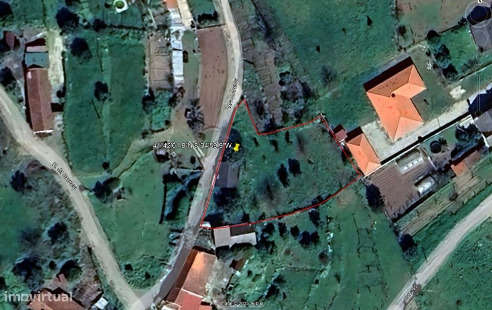 Moradia, Cabaços e Fojo Lobal