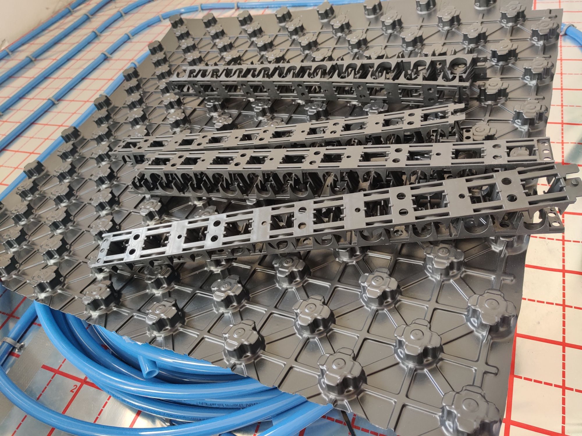 Rura ogrzewania podłogowego 16x2 kantherm blue pert, 87m i 62m + inne
