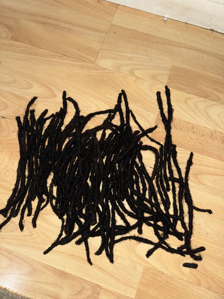 Vendo minhas rasta a bom preco