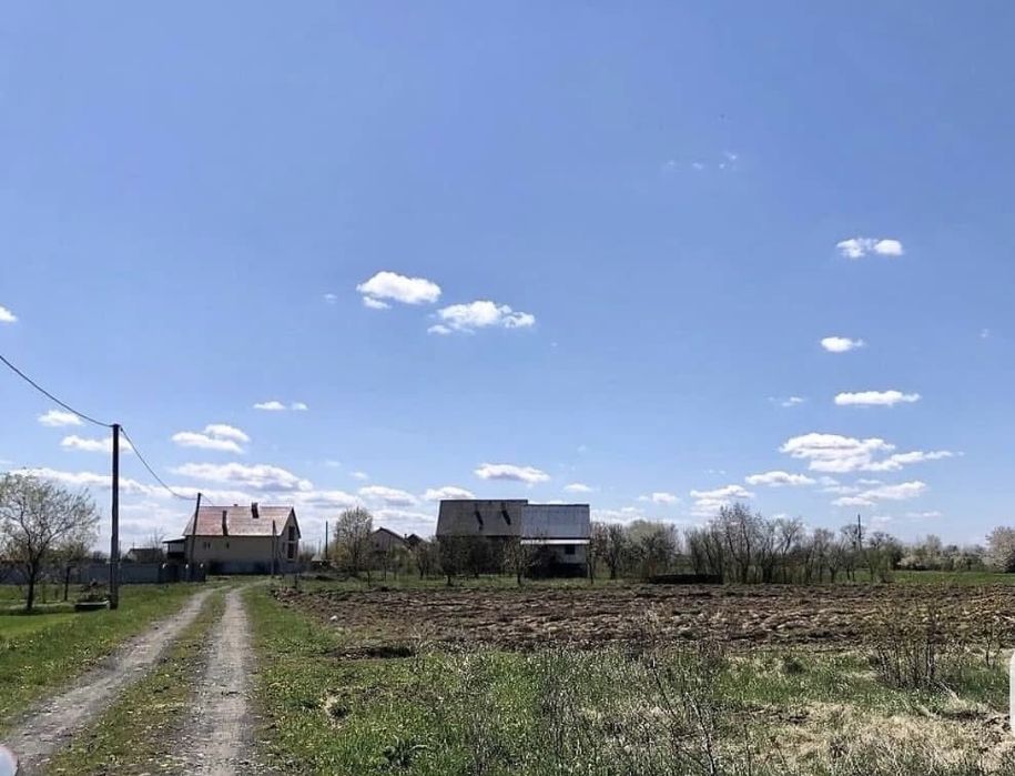 Продаю участок Часлівці