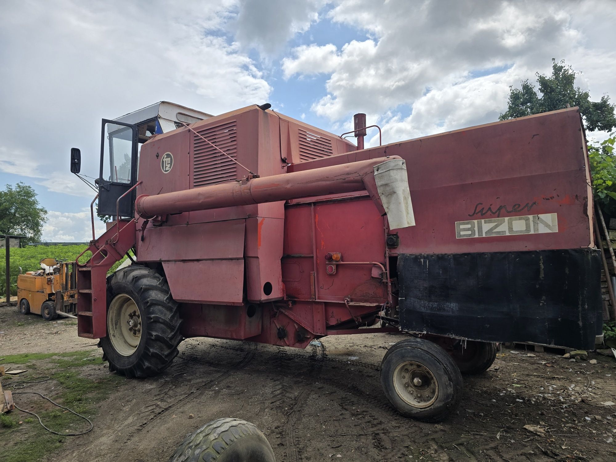 Bizon Z050 stan dobry