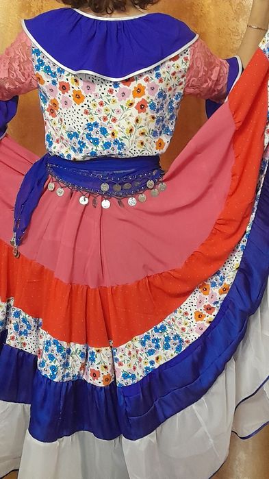 Циганський костюм (сукня)