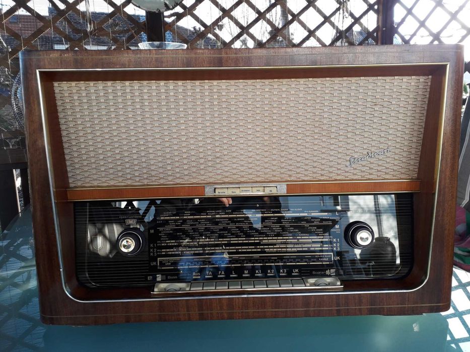 Radio lampowe stare Stradivari 2, po przeglądzie i renowacji.