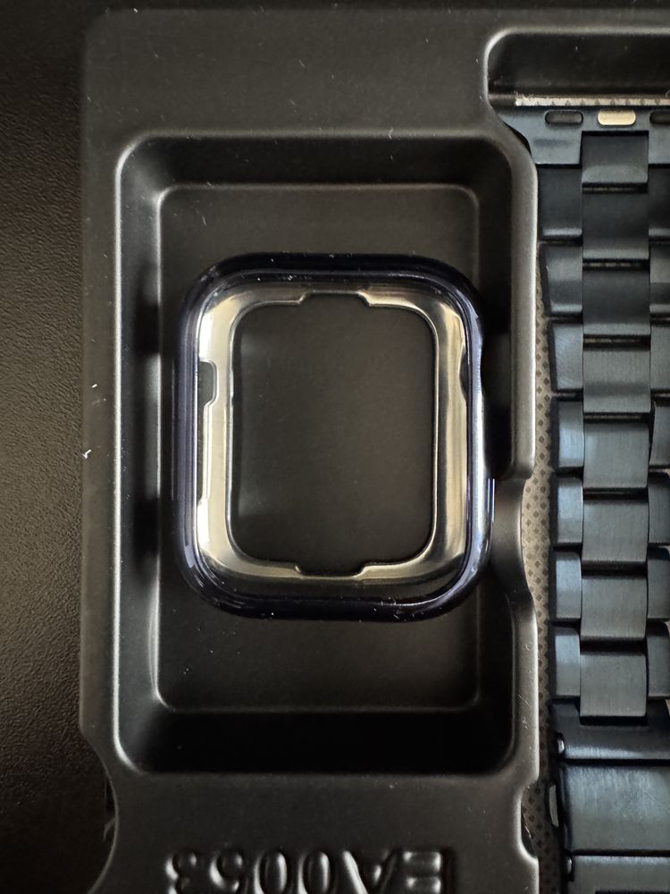 Opaska z etui blue titan na aplle watch 42/44/45