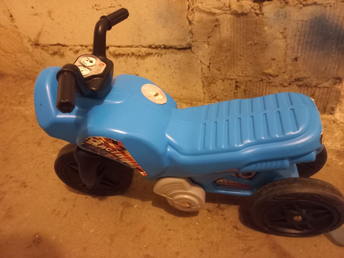 Motorek jeździk dla dziecka