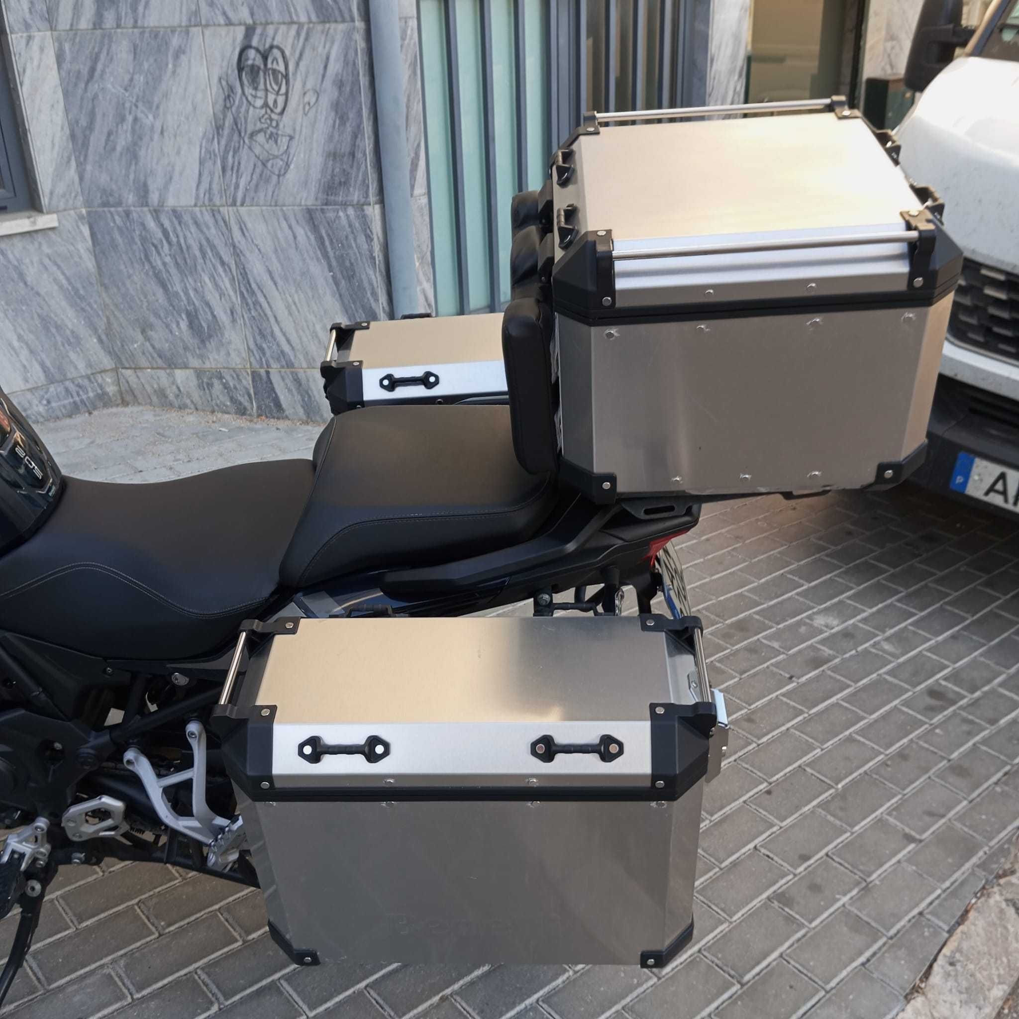Benelli TRK 502 X