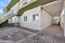 Andar de moradia T3 com anexo T1 em Peniche