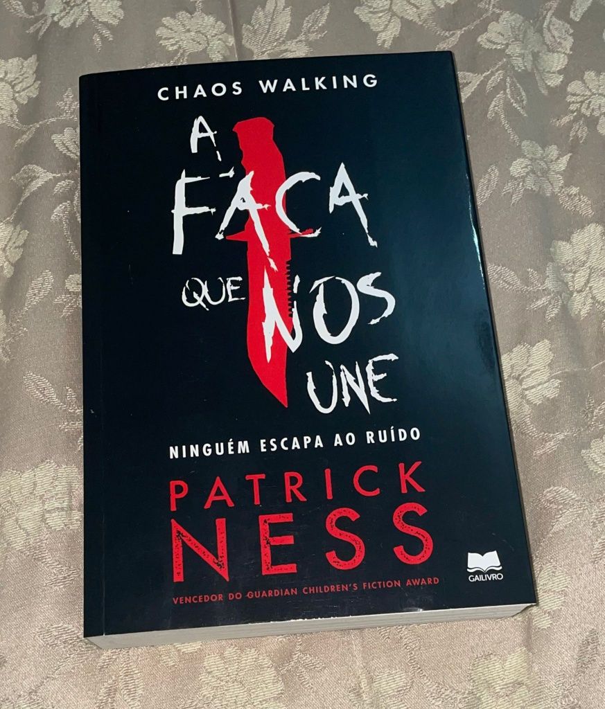 Livro "A Faca que nos une"