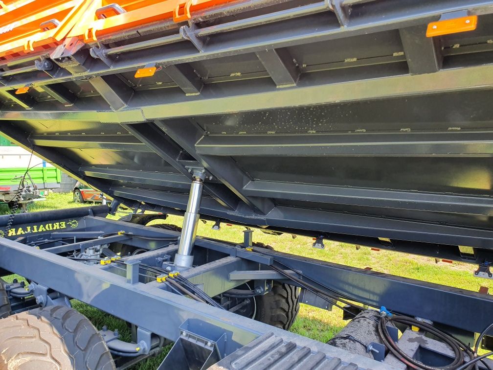 Nowa przyczepa Erdallar rolnicza wywrotka tandem 10ton ładowności 23%