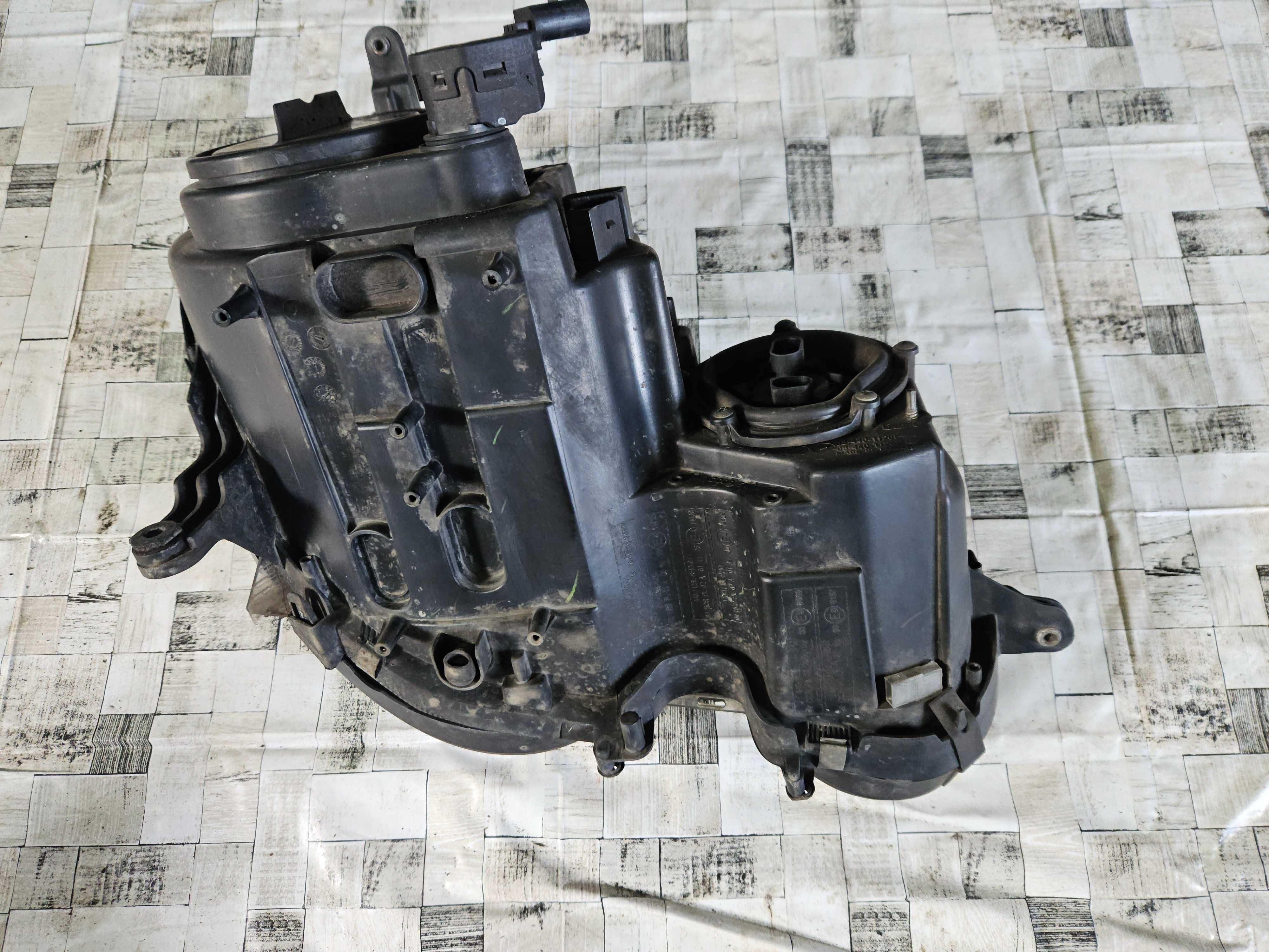 Mercedes w211 lampa lewa przednia przód H7 EUROPA STAN JAK NOWE