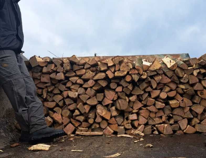 Замовляйте рубані СУХI дрова доставкою до Львова та Львівської області
