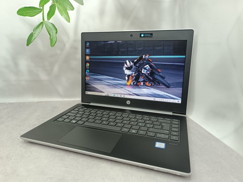 Ноутбук HP ProBook 430 G5/i3-7100U/RAM 8 GB/SSD NVMe 256 GB/13.3 " HD