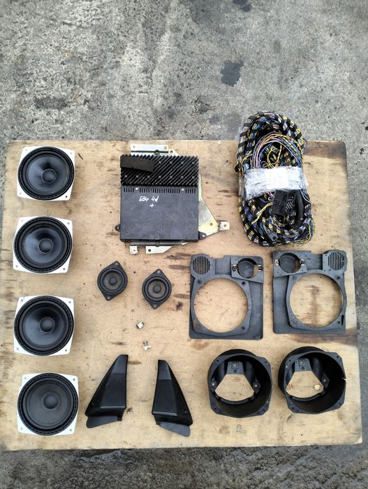 Комплект Hi-Fi Audio BMW e34, M5, 540i, 525i