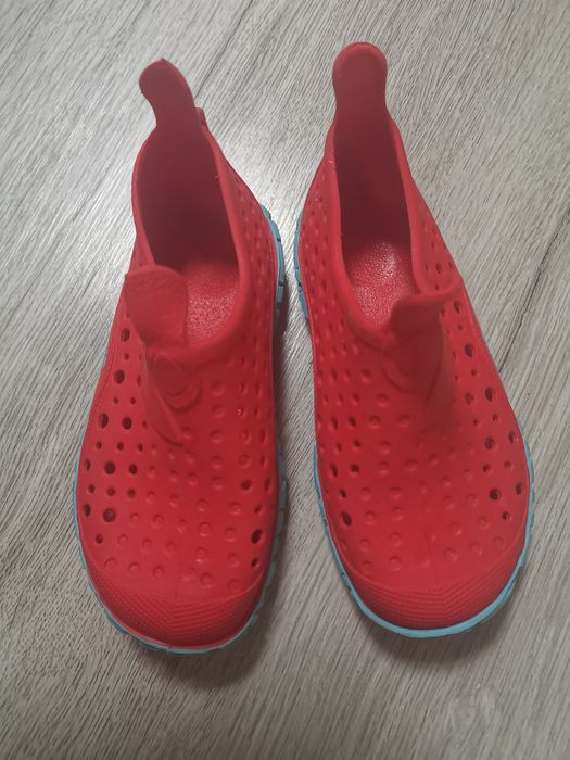 Buty dziecięce do wody