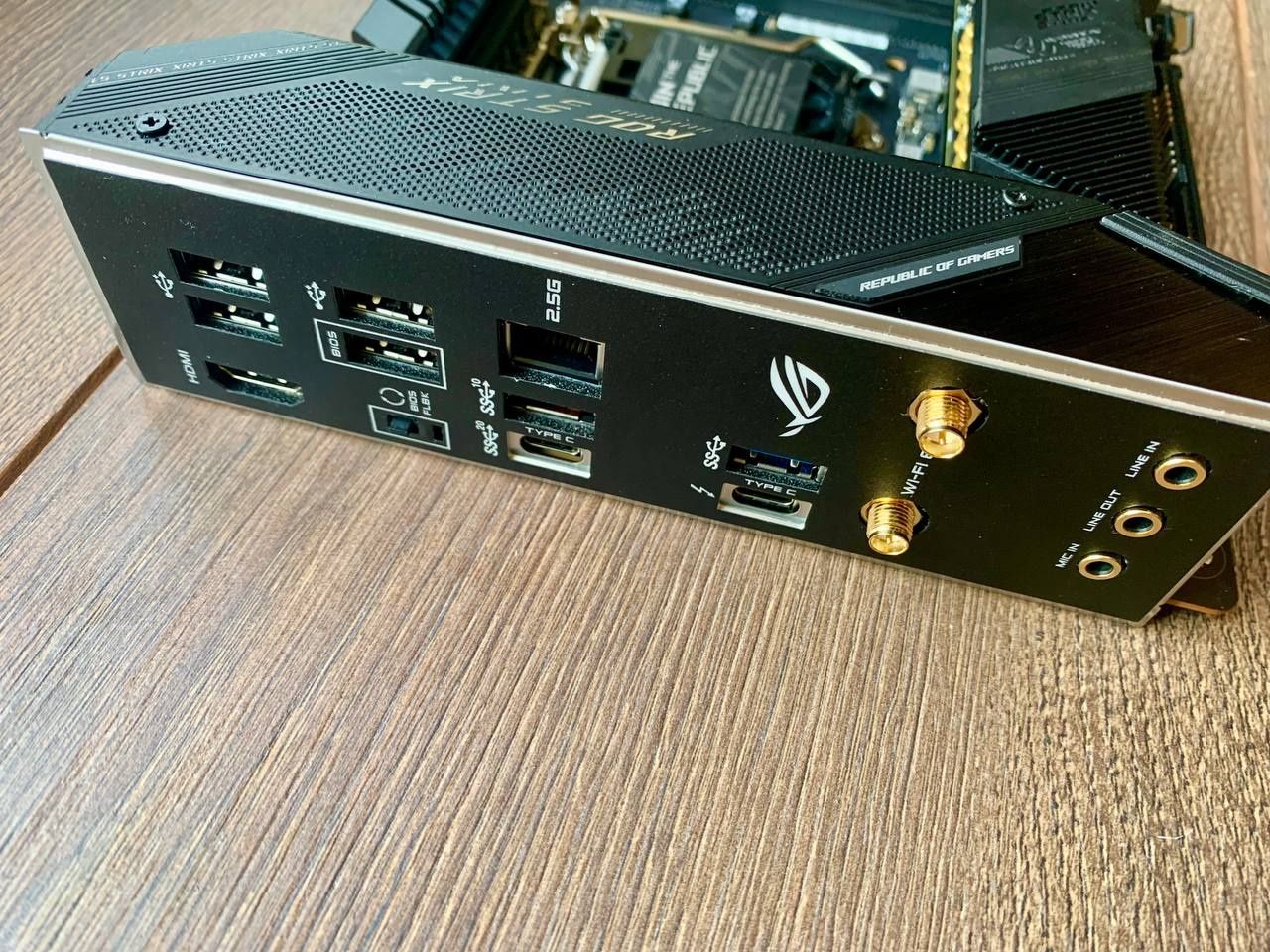 Asus STRIX Z590-I Gaming s1200 Z590
