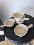 Kokilki PRL z uchwytem Porcelit Pruszków  5 sztuk, motyw kwiatowy