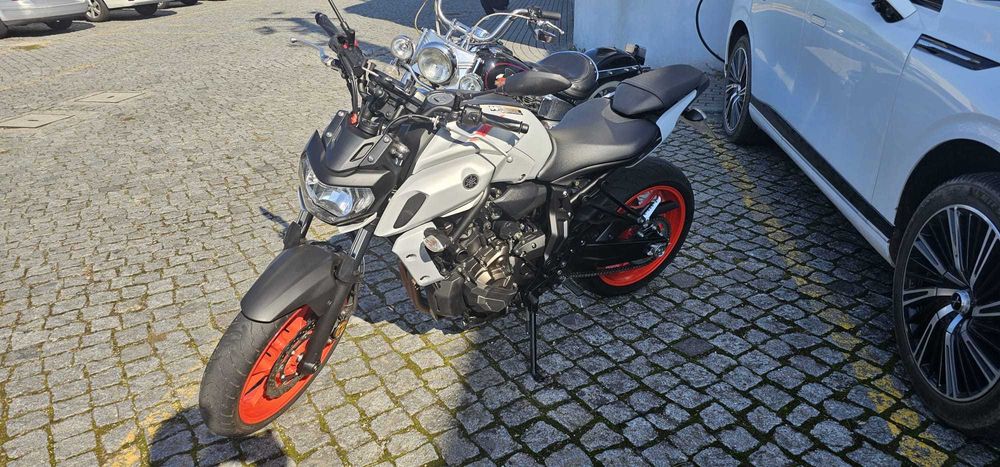 Yamaha mt 07 35kw de 2020 com 9mil klm