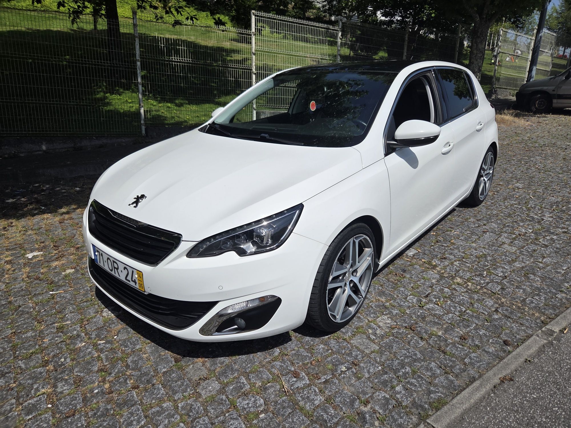 Peugeot 308 Allure Nacional
