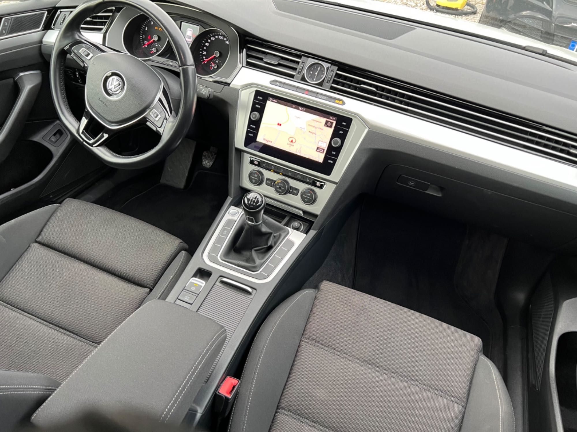 VW Passat 2018r 1.8 TSI 180KM - Full Led - Gwarancja - Raty - Zamiana