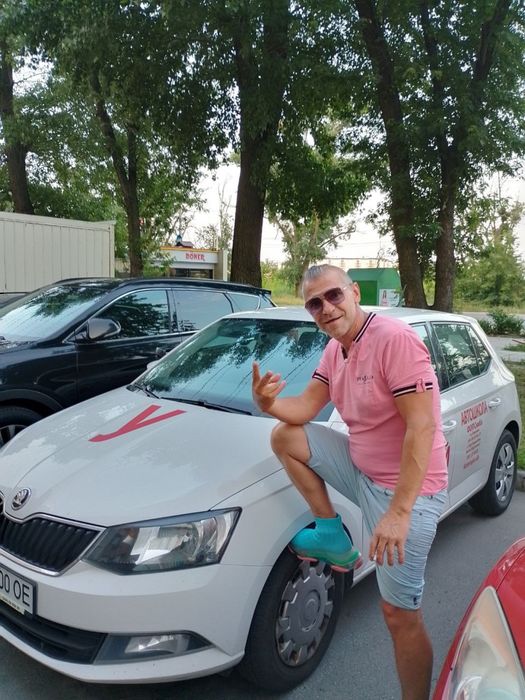 Автоінструктор механічна та автомат.