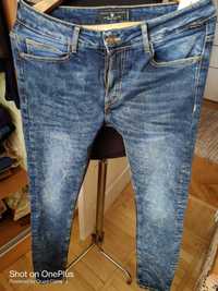 Джинсы Zara jeans USA w32 stretch.