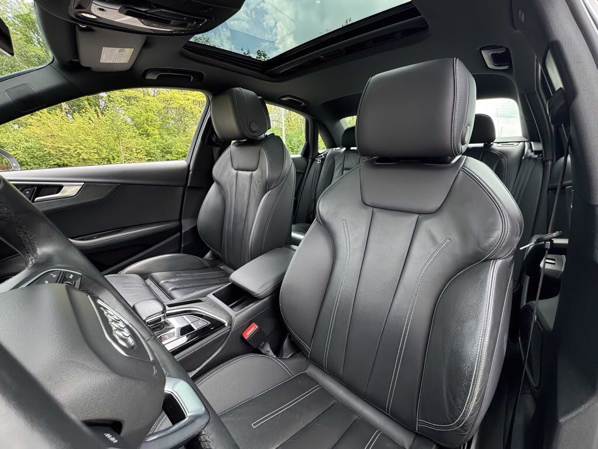 Audi A4     2023