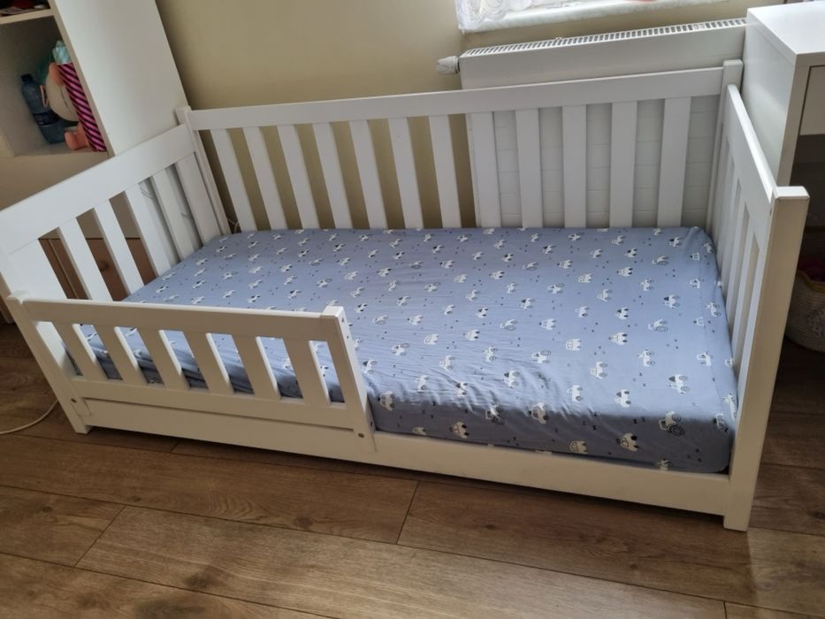 LANO meble białe łóżko dziecięce CONCEPT z barierka materacem 80x160