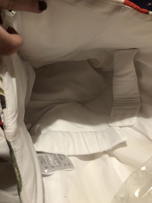 Сукня на свято,неймовірно красива