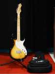 Gitara elektryczna Line 6 Variax 600 SB tremolo cyfrowa made in korea