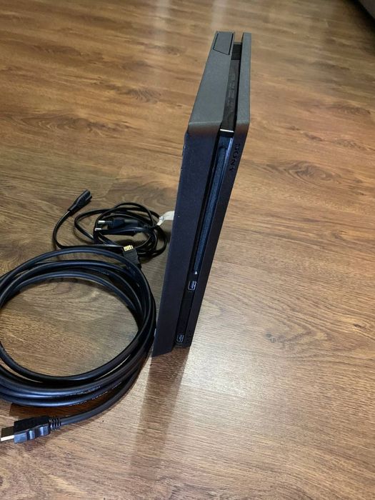 PS4 Slim Sony Playstation 4 Slim