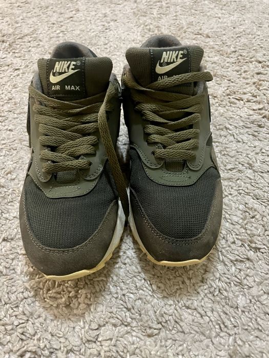 Кросівок Nike Air Max 1 кольору хакі