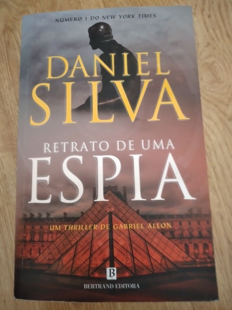 Livro Daniel Silva, Retrato de uma Espia