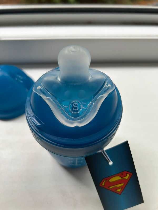 Herobility Antykolkowa Butelka dla niemowląt 140ml Superman