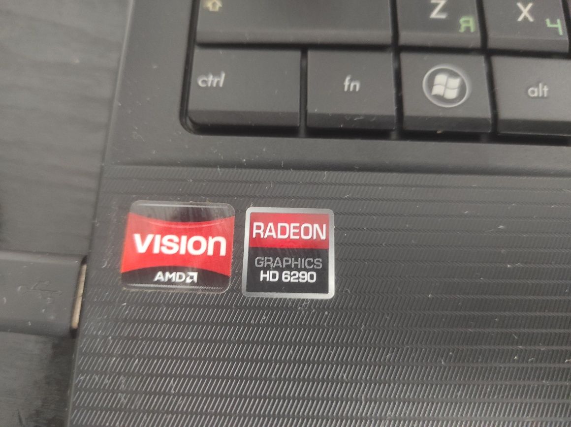 Ноутбук Asus X55U