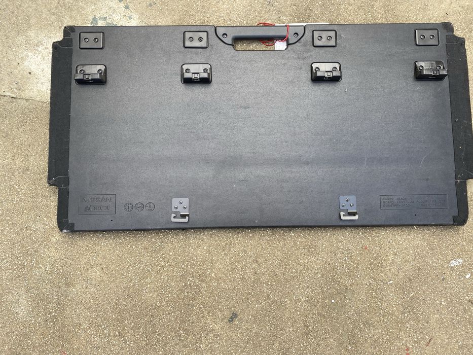 Задня полка Nissan Rogue t32