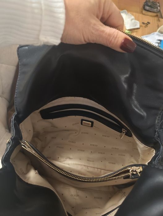 Torebka guess z logowania podszewka