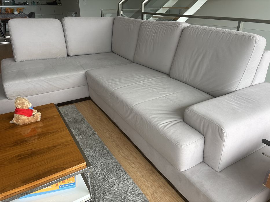 Sofá com chaise longue