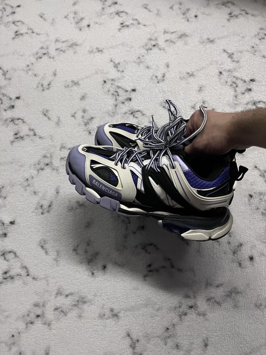 balenciaga track