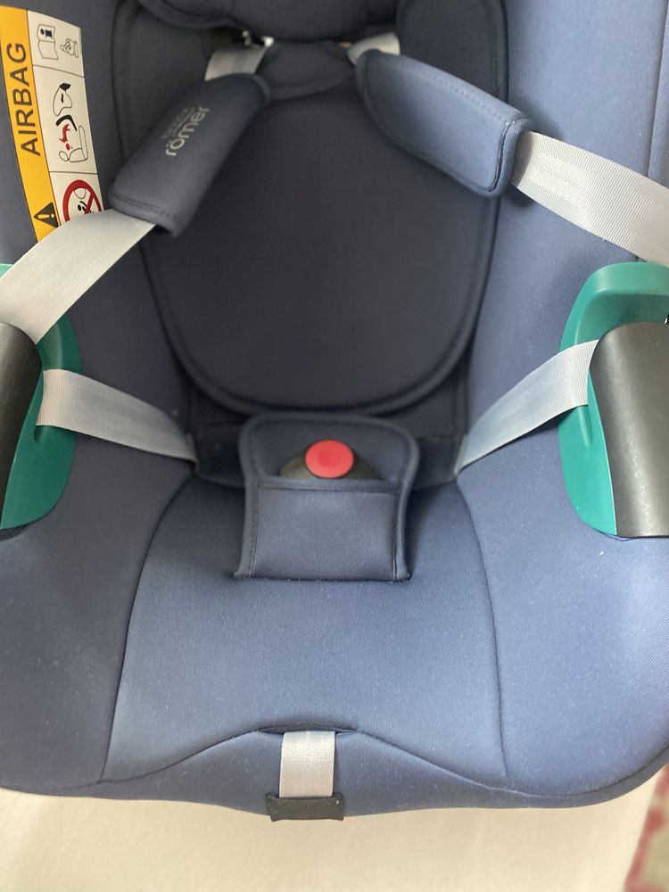 Fotelik samochodowy Britax Romer Baby Safe Isense/ 3-i-size