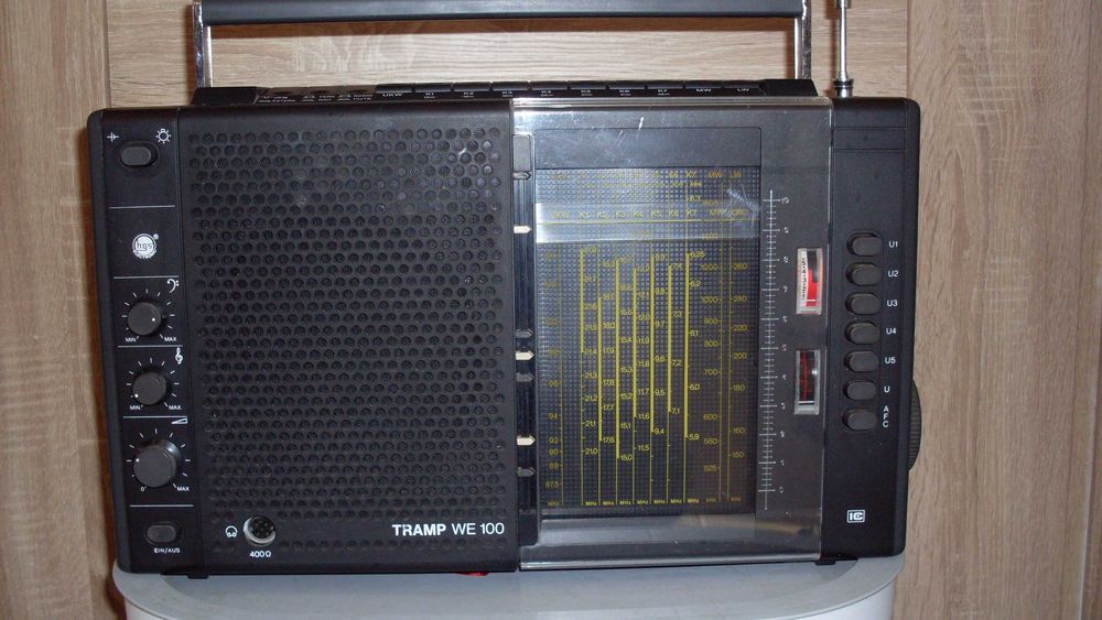 Radioodbiornik UNITRA tramp we 100
