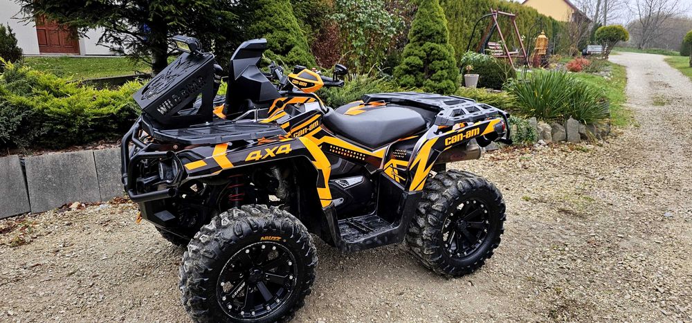 Quad, Can-am outlander 4x4 1000cm³
