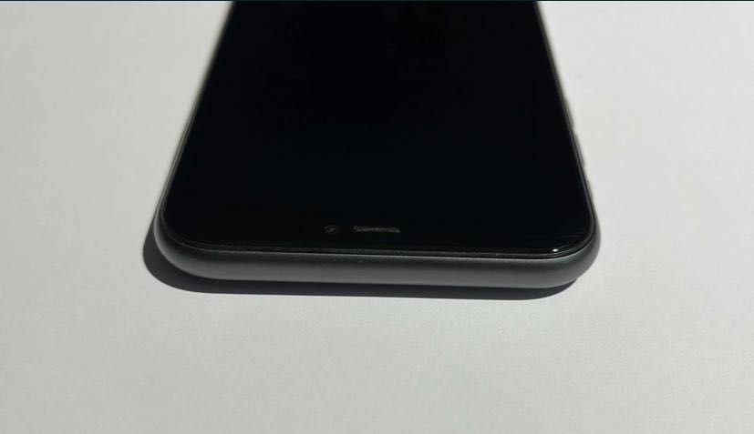 iphone 11 93% акб