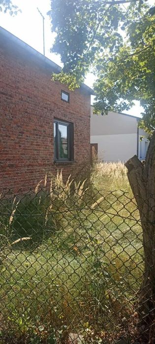 Sprzedam dom wolnostojący na działce 10 arów Moszczenica