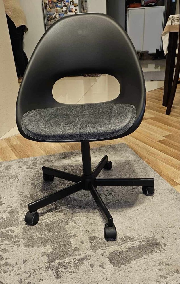 krzeslo obrotowe biurowe