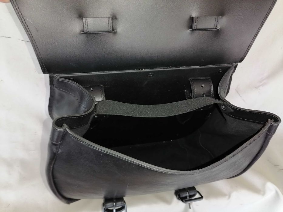 Alforge/mala artesanal em couro 4mm.