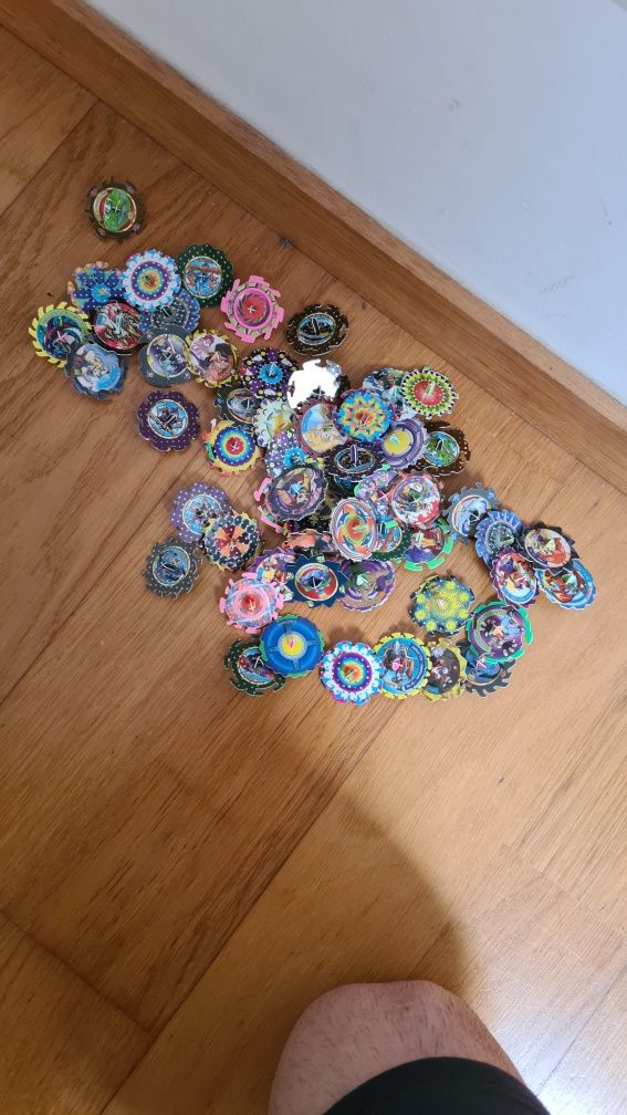 Piões beyblade spinners matutano mais ringue